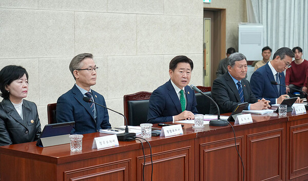 10일 열린 제주도 회의. ⓒ헤드라인제주